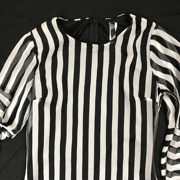 Eleganzarella Sexy Bell Sleeves Striped Dress S - Picture 2 of 4